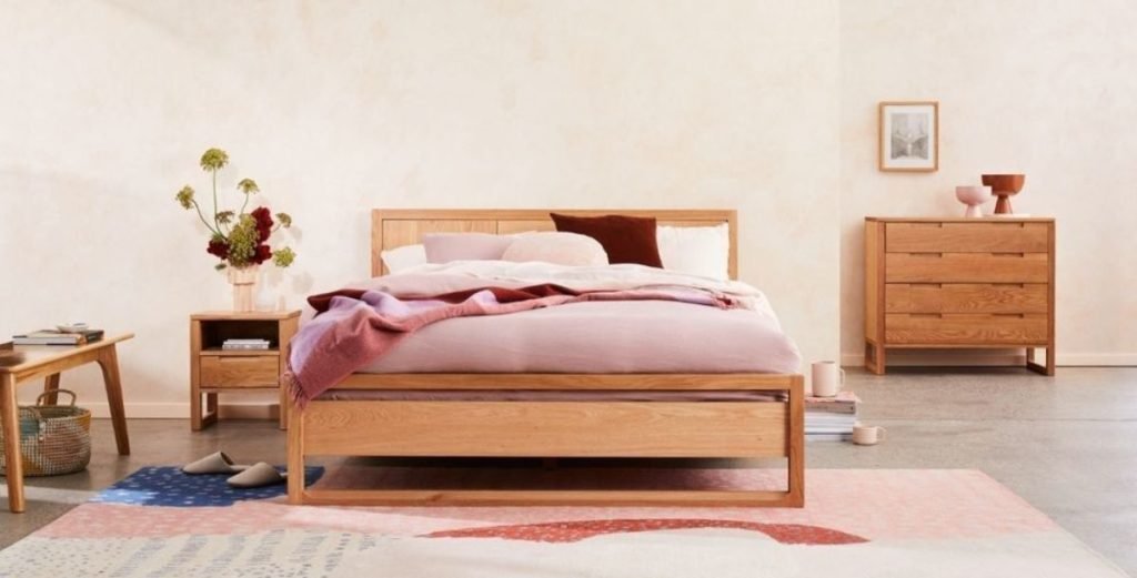 The Timeless Appeal and Functional Elegance: The Importance of Oak Bedside Tables