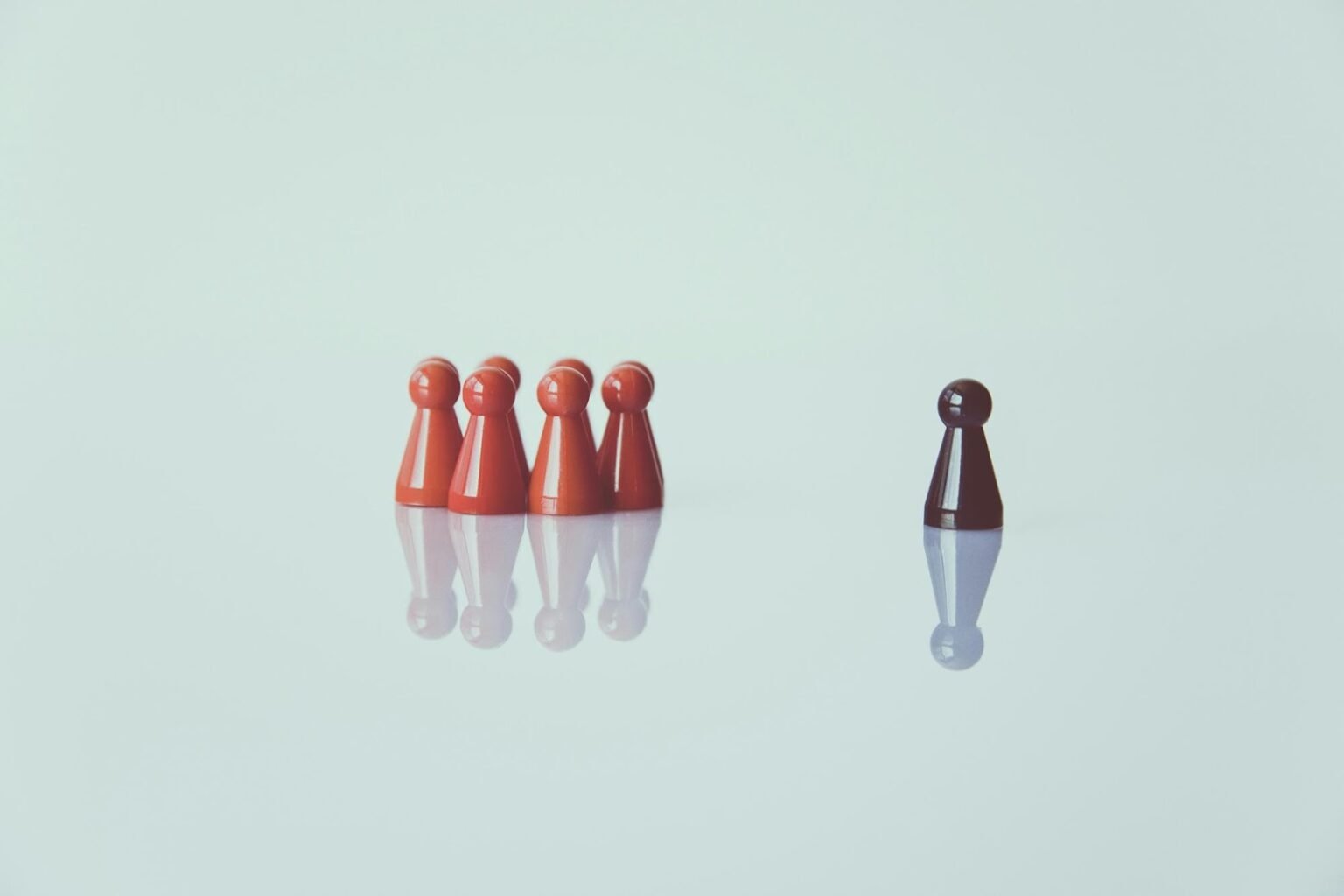 Tips for Dealing With Feelings of Exclusion in Social Settings