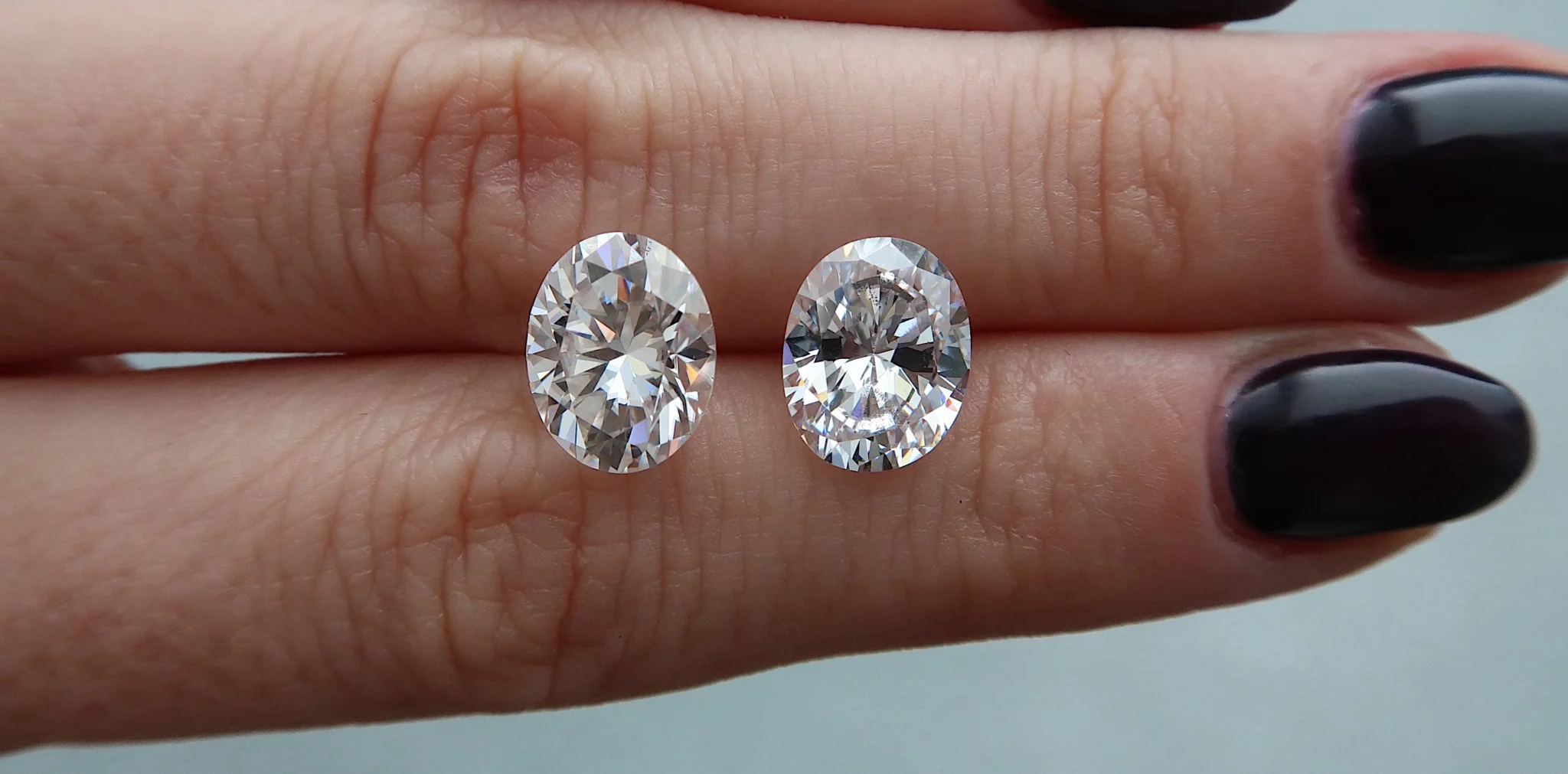 What Is the Difference Between Moissanite and Cubic Zirconia or CZ